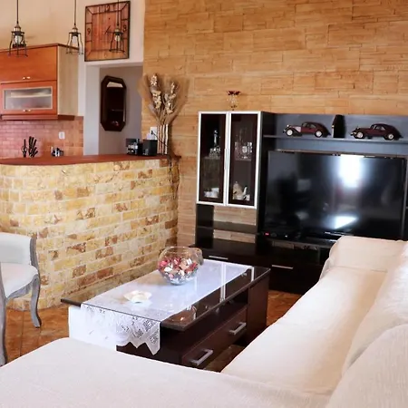 Ferienhaus Amanda Selinitsa